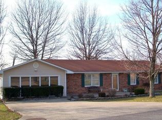 2285 Paxton Inn Dr, Maysville, KY 41056