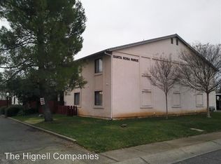 3435 Santa Rosa Way APT 20, Redding, CA 96003