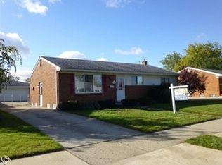 30505 Louise St, Westland, MI 48185