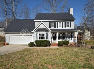 205 Crossfire Rd, Holly Springs, NC 27540