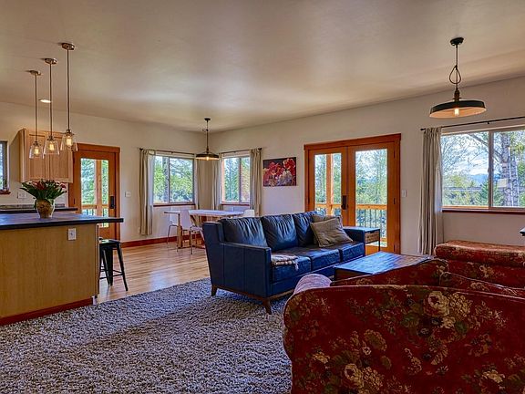 5th image of 23 Lula Ct