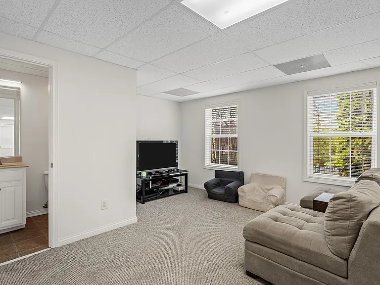 3030 Liverpool Dr — Photo 13