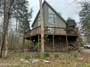 84 Clover Leaf Cir, Burnside, KY 42519