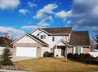 407 S 70th Ave, Yakima, WA 98908