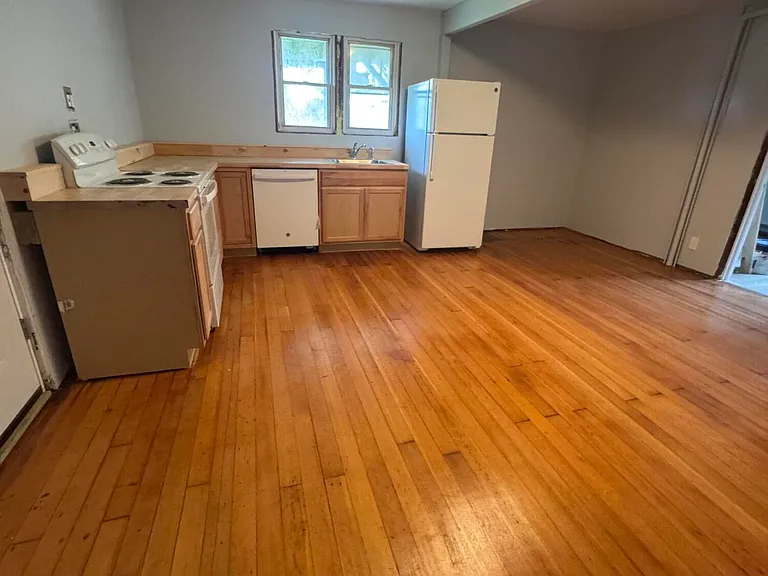 2565 Easton Tpke — Photo 12