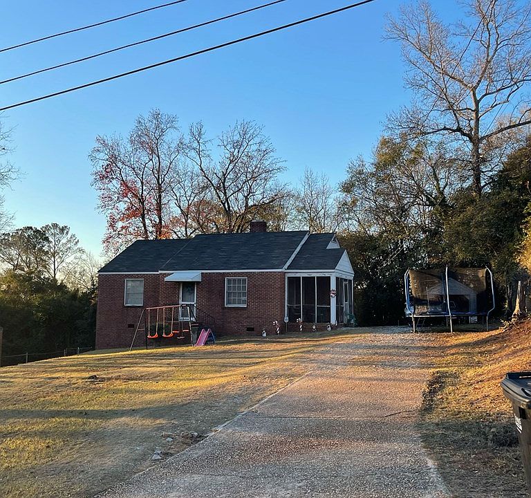 2nd image of 43 Munson Dr