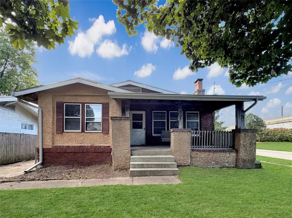 822 33rd St, Des Moines, IA 50312