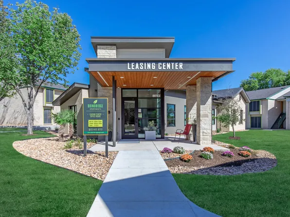 Bainbridge Apartments