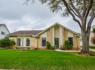 2810 Field Line Dr, Sugar Land, TX 77479