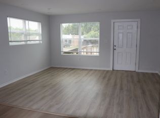 1917 Pass Rd, Gulfport, MS 39501