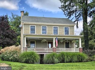 675 Fishing Creek Rd, New Cumberland, PA 17070