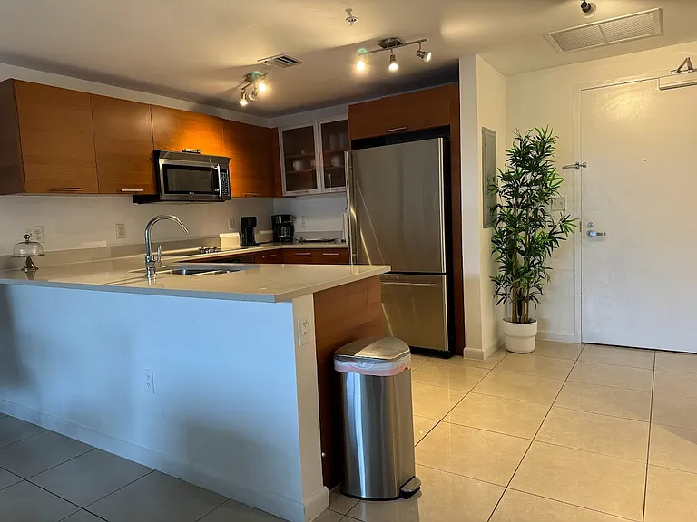 3250 NE 1st Ave #612 — Photo 5