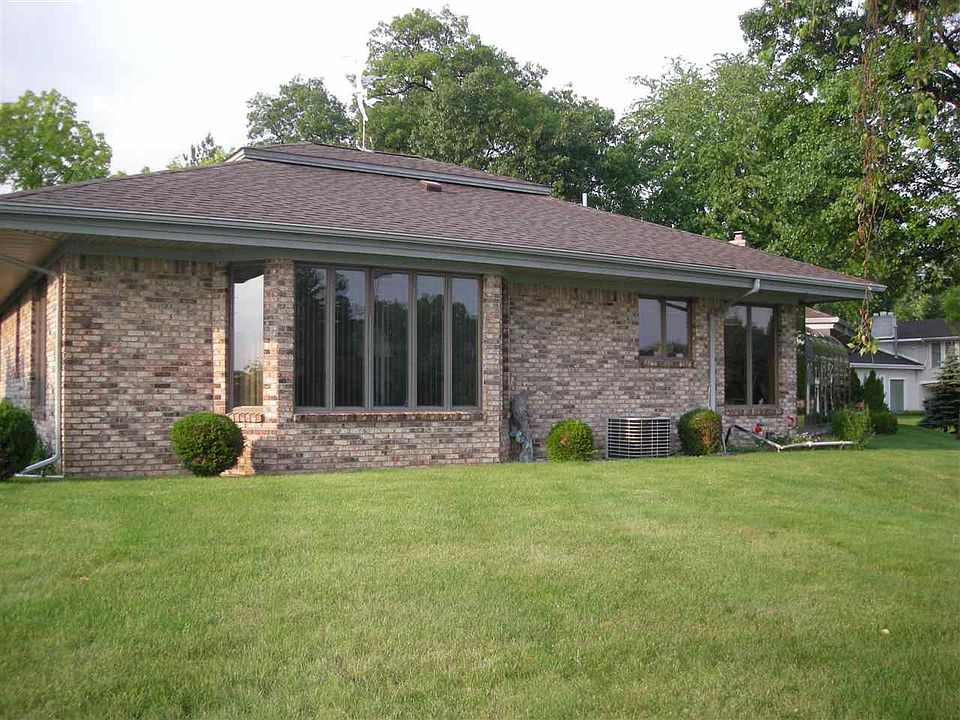 1st image of 185 Hawthorne Dr