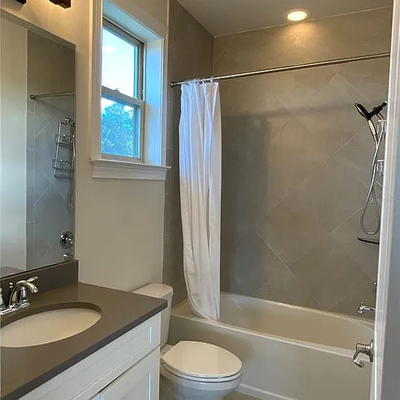 16718 Rusty Anchor Rd — Photo 7