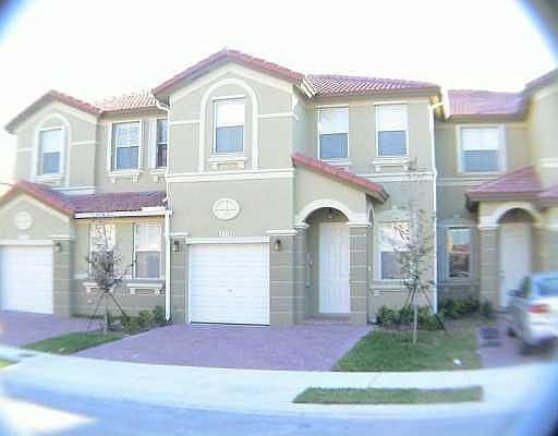 1st image of 10744 NW 80th Ln