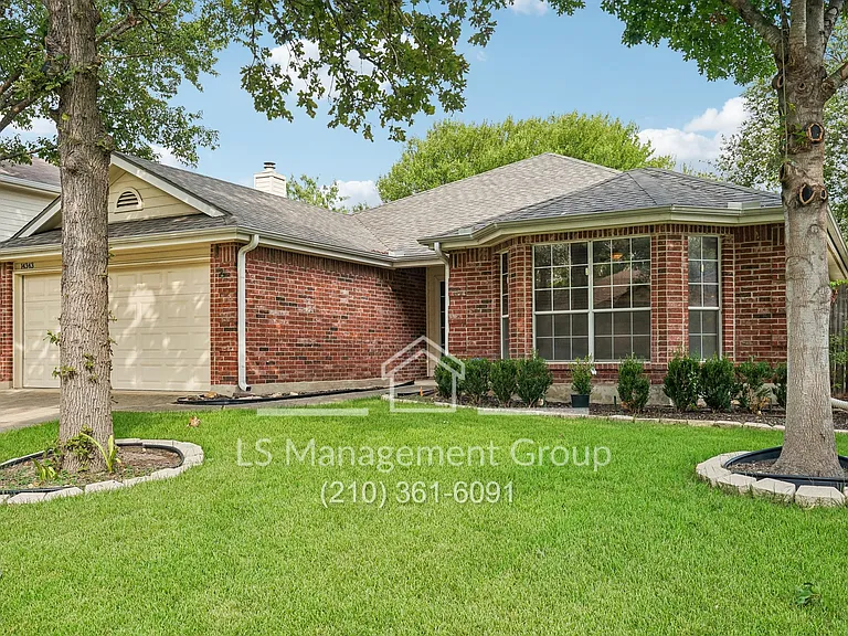 14343 Markham Gln — Photo 3
