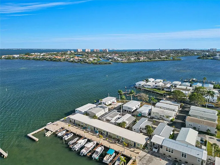 3740 Gulf Of Mexico Dr #114 — Photo 45