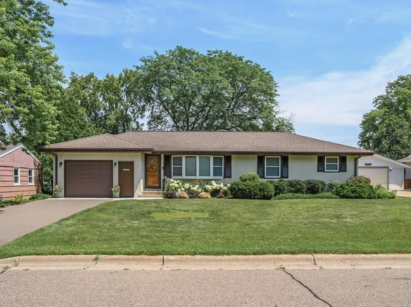 3102 Wisconsin Ave N, Crystal, MN 55427