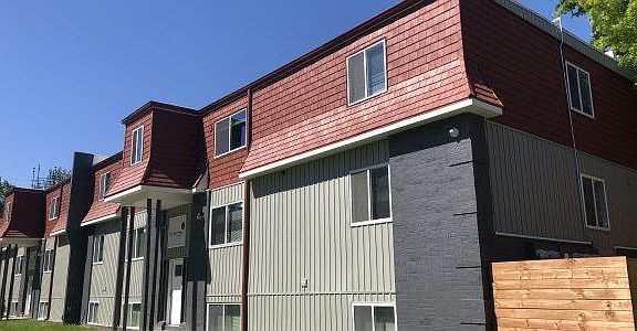 3rd image of 3240 Harrison St #12