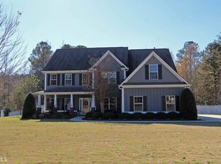135 Yellowwood Dr, Sharpsburg, GA 30277