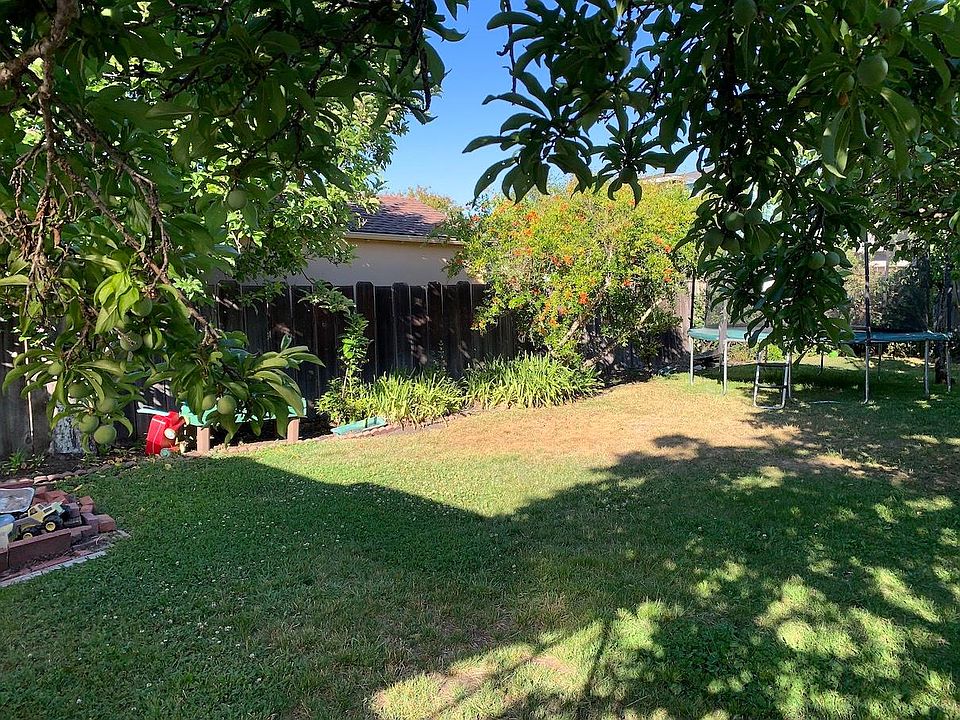 1st image of 399 Matadero Ave
