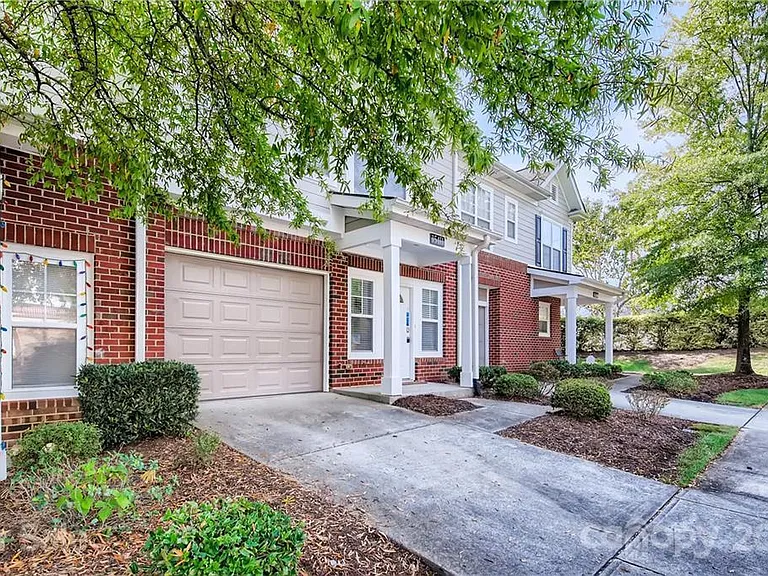 15411 Saint Christopher Ct — Photo 30