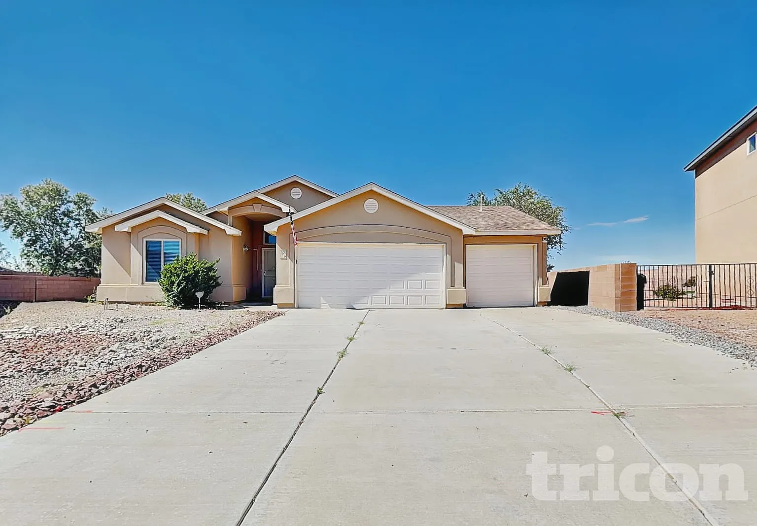 129 Redwood Place SW Rio Rancho NM — Photo 1