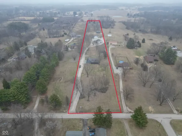 11197 N Gasburg Rd, Mooresville, IN 46158