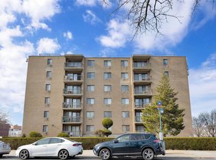 71-49 Metropolitan Ave APT 2C, Flushing, NY 11379