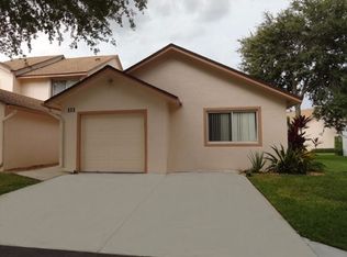 111 Sunshine Blvd, Royal Palm Beach, FL 33411