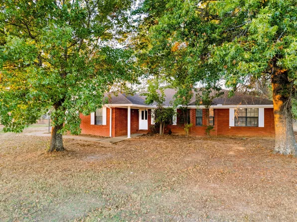 465583 Highway 141, Gans, OK 74936