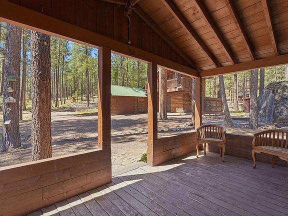 3rd image of 382 Horseshoe Holw