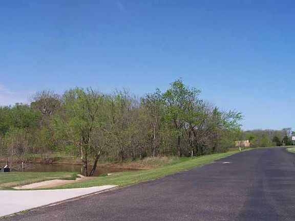 3rd image of 23321 Lauren Ln Suite 18