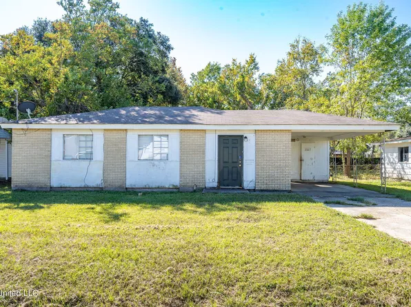 3907 Sierra Dr, Gulfport, MS 39501