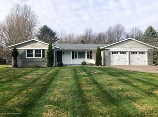 12297 Perry Rd, Battle Creek, MI 49015