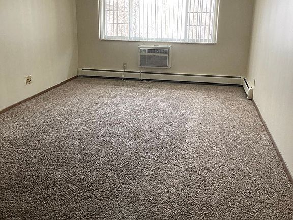 5th image of 3602 N 21st St #11901432