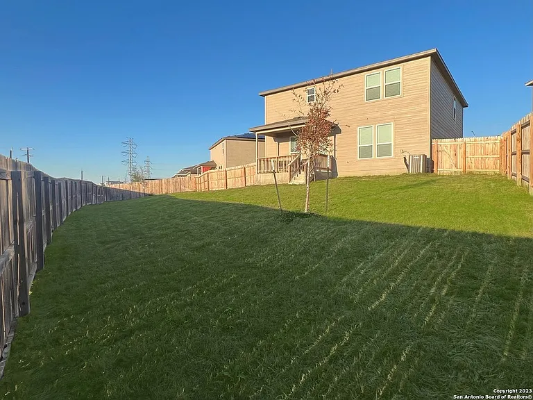 7029 Lions Park — Photo 17