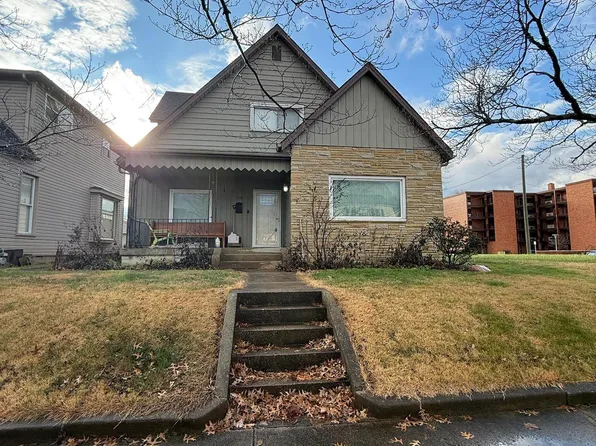 318 N 6th St, Ironton, OH 45638