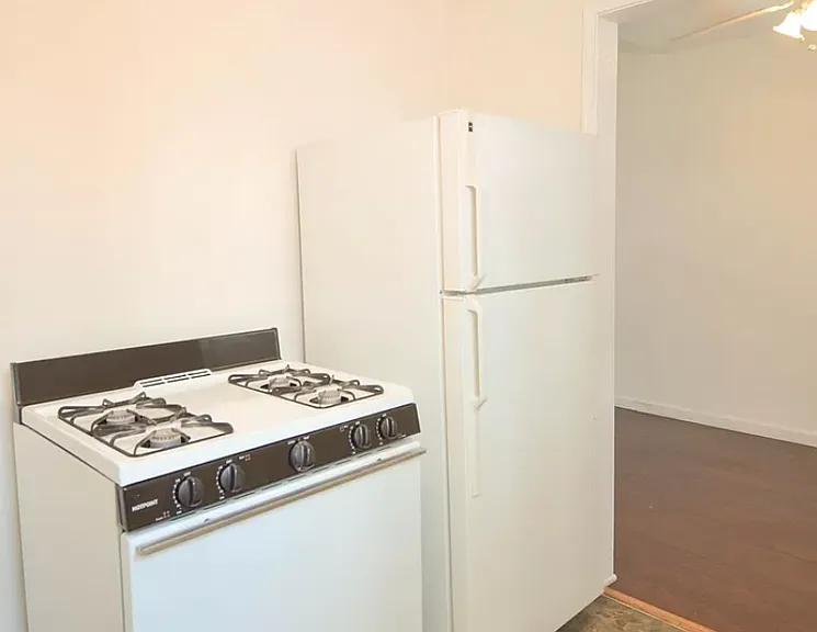 3823-3837 Los Feliz Blvd — Photo 8
