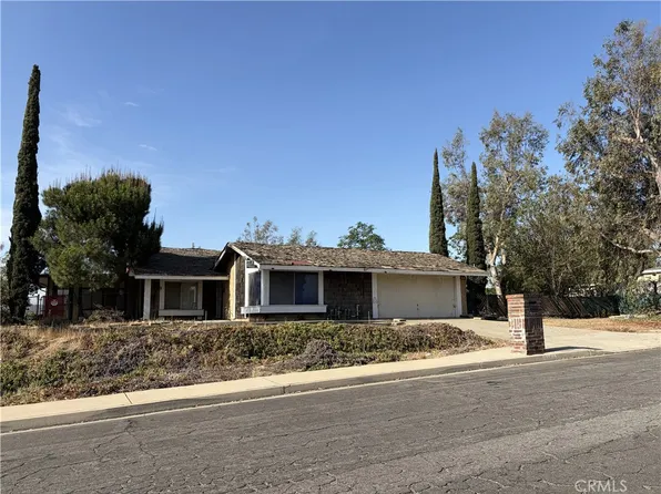 13735 Chaparral Ave, Fontana, CA 92337