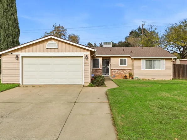 8945 Rosewood Dr, Sacramento, CA 95826