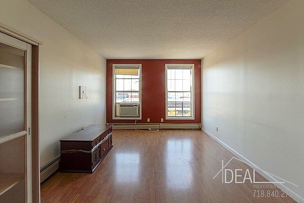 1st image of 111 Columbia St #3