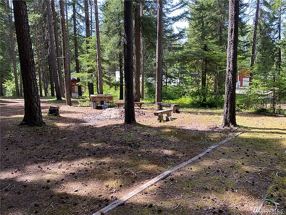 Nice level lot with two entry points off Rally Way.