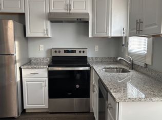 2-573 Somerset Ave UNIT 2, Taunton, MA 02780