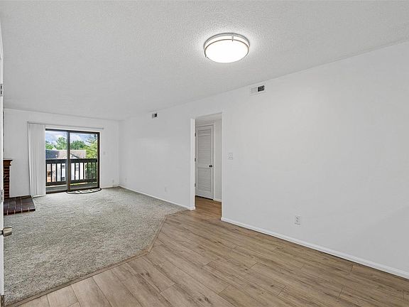 5th image of 7004 Green Tee Ct APT D