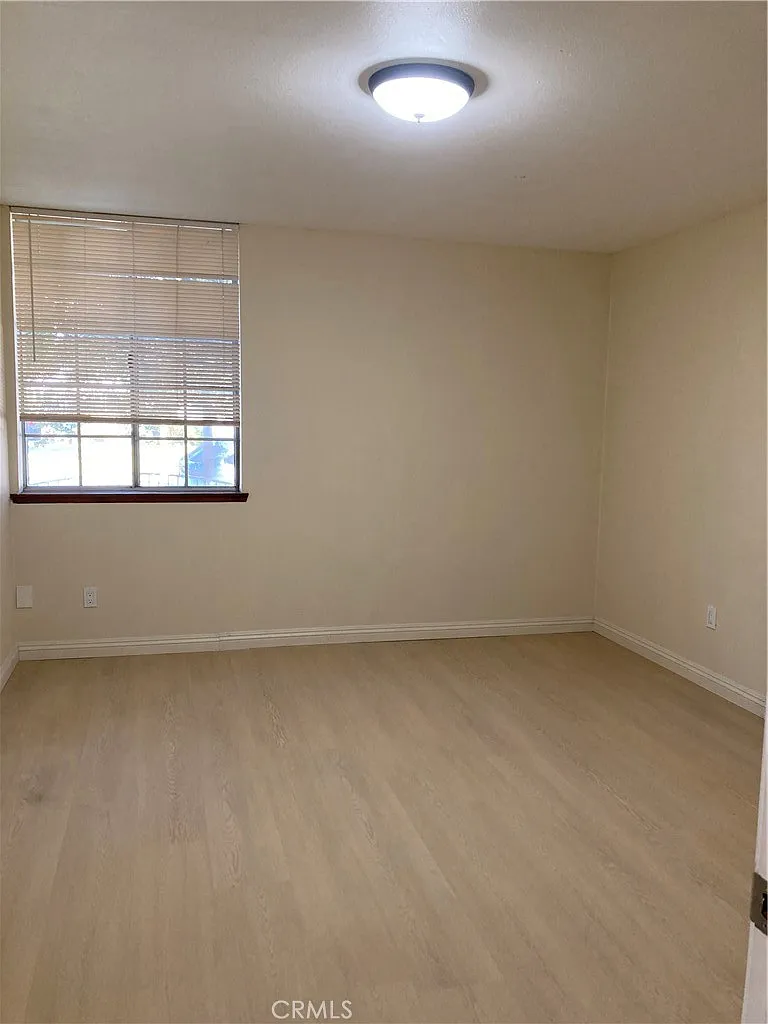 1 bed, 120 sqft, $950 — Photo 4