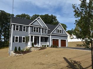 22 Peach Orchard Rd, Burlington, MA 01803