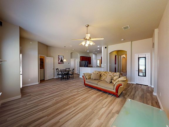 3rd image of 5013 Grace Dr