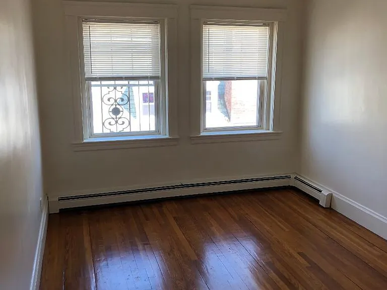 224 Lafayette St #9 — Photo 4