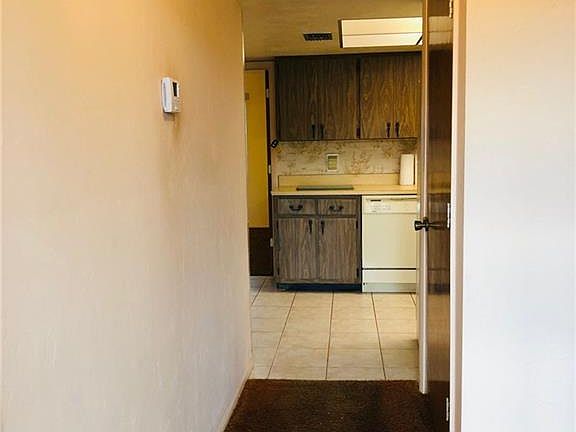 3rd image of 1431 N Larkwood Sq